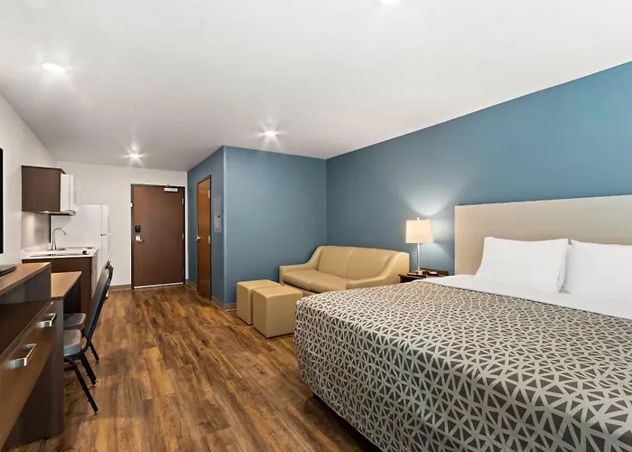 Woodspring Tolleson - Phoenix West Hotel 2*